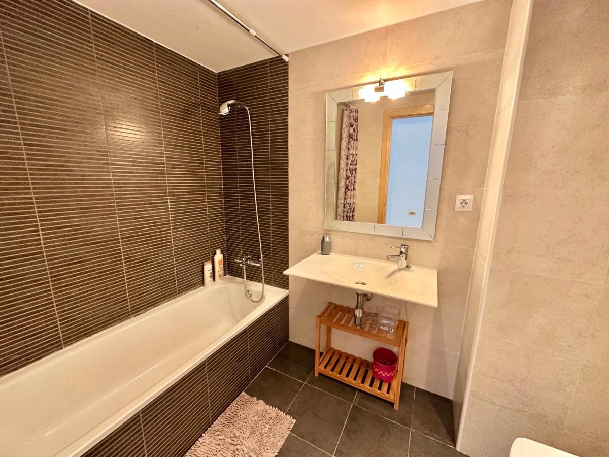 New! Apartamento Con 2 Piscinas, Parque Infantil, A 1 Min De La Playa Sant Antoni De Calonge Esterno foto